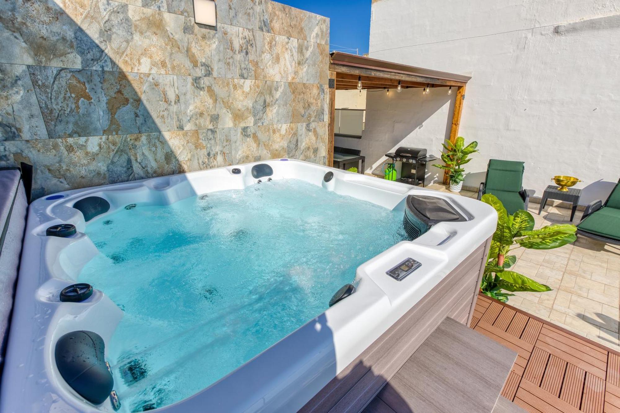Вилла Sliema Luxury House Экстерьер фото